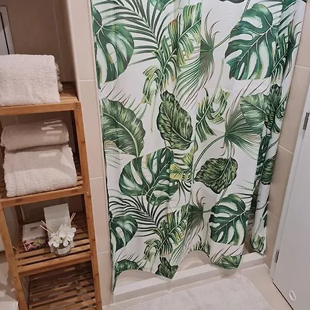 Little Treasure By The Sea Apartment